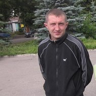 Юрий Иванов