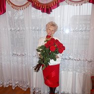 Лариса Давиденко