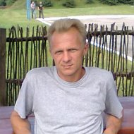 Андрей Наянов