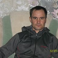 Владимир Возжаев