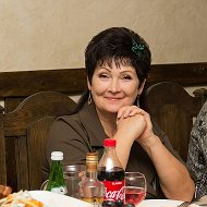 Нина Полякова