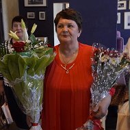 Эмма Макарова