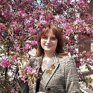 Лена Богомазова