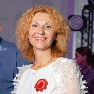 Елена Янишевская