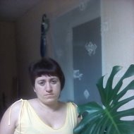 Елена Кархалева