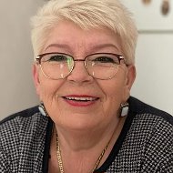 Елена Карол