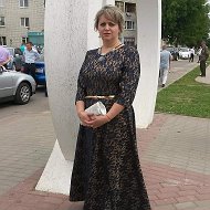 Людмила Новомлинская