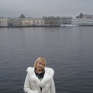 Елена Поздяева