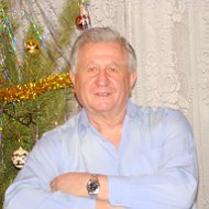 Василий Мартынов