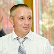 Николай Коломыцев