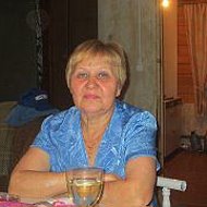 Тамара Сырцова