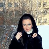 Арина Суханова