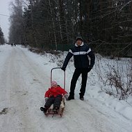 Виктор Петров