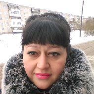 Лена Корнеева