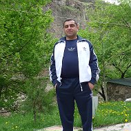 Arayik Melqonyan