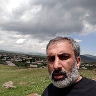 Арарат Хандоян
