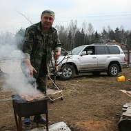 Олег Кузнецов