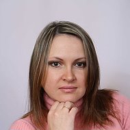 Елена Плахотникова
