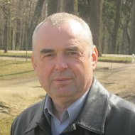 Константин Сафонов