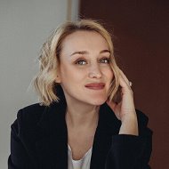 Анна Суркова