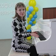 Наталья Рылова