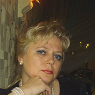 Елена Назарова