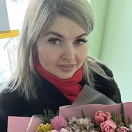 Маришка Ефремова