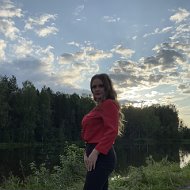 Полина Олинова