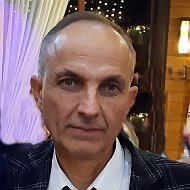 Аркадий Мустаев