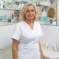 Елена Озерова