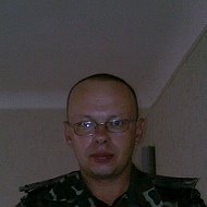 Александр Глухов