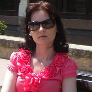 Елена Латынина