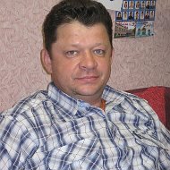 Олег Маркелов