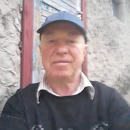 Иван Комар