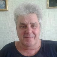 Валерий Стариков