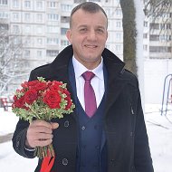 Олег Слесаренко