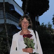 Елена Чернова