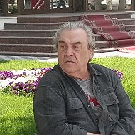 Олег Юрьевич