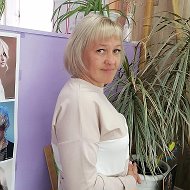 Олесенька Устьянцева