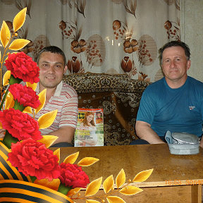 Фотография "Слева двоюродный брат Рустам Шарипов у меня в гостях."