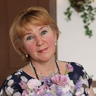 Елена Каракозова