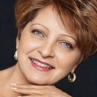 Елена Тихонова