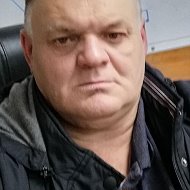 Олег Карнаков