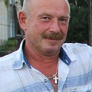 Юрий Савельев