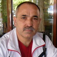 Геннадий Иванов