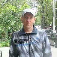 Андрей Лесников