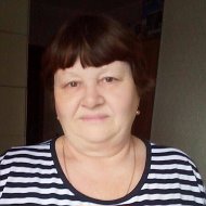 Нина Латыпова