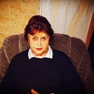 Нина Олефирова