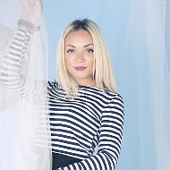 Лена Романова
