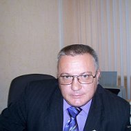 Владимир Симонов